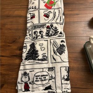 Peanuts Christmas style comic strip xl blanket